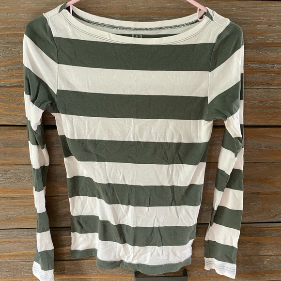 Gap Striped T - Picture 1 of 2